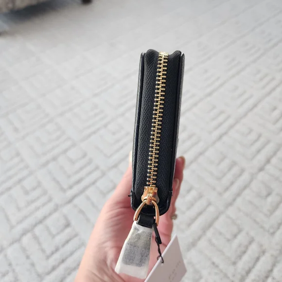 Pom Pom London Black Clutch Wristlet - Picture 6 of 14